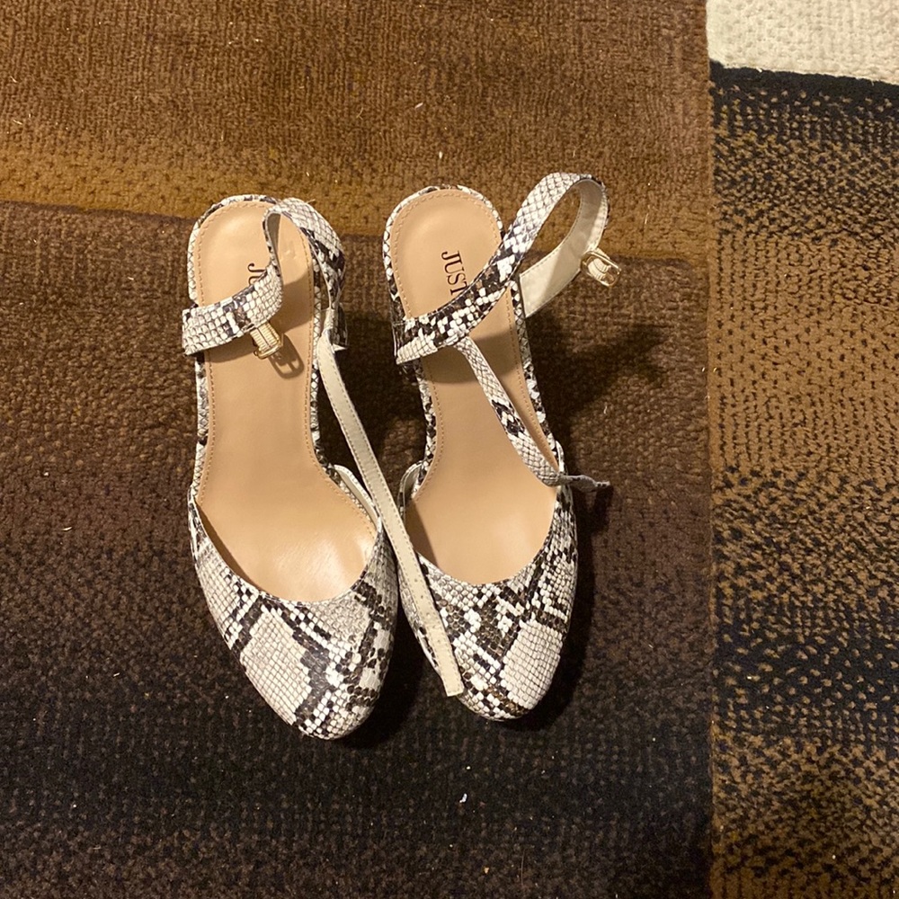 Show Off Platform Pump